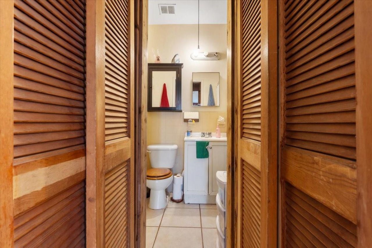 5805 NW 18th Ct, Margate, FL 33063 Photo