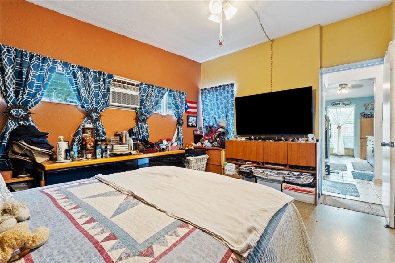 5805 NW 18th Ct, Margate, FL 33063 Photo