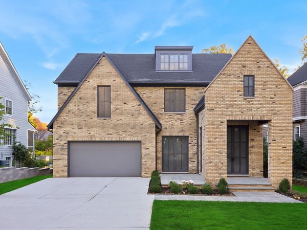 331 Forest Road , Hinsdale, IL 60521