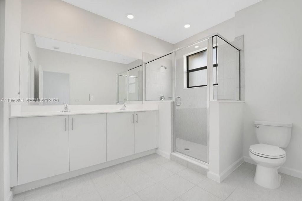 15955 SW 2nd St, Pembroke Pines, FL 33027 Photo