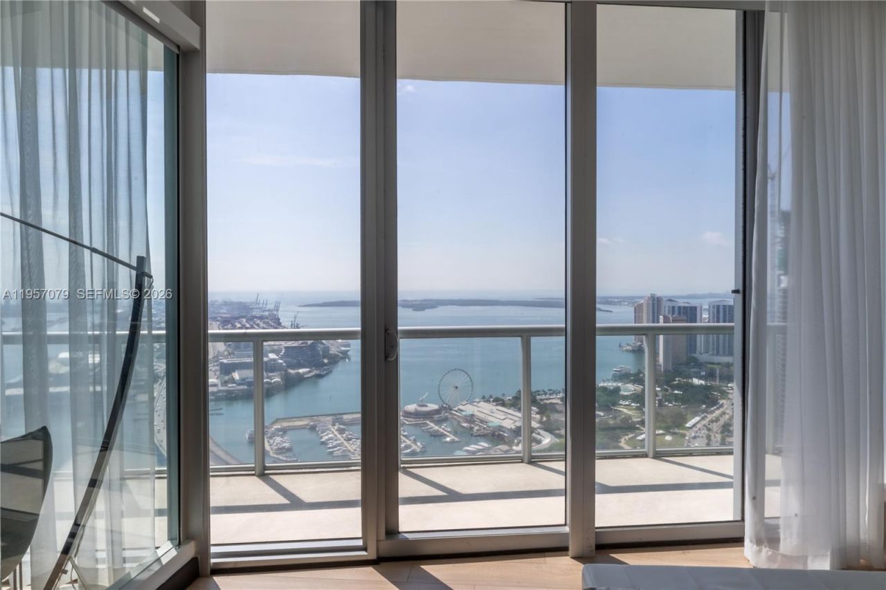 888 Biscayne Blvd, Unit 5508, Miami, FL 33132 Photo