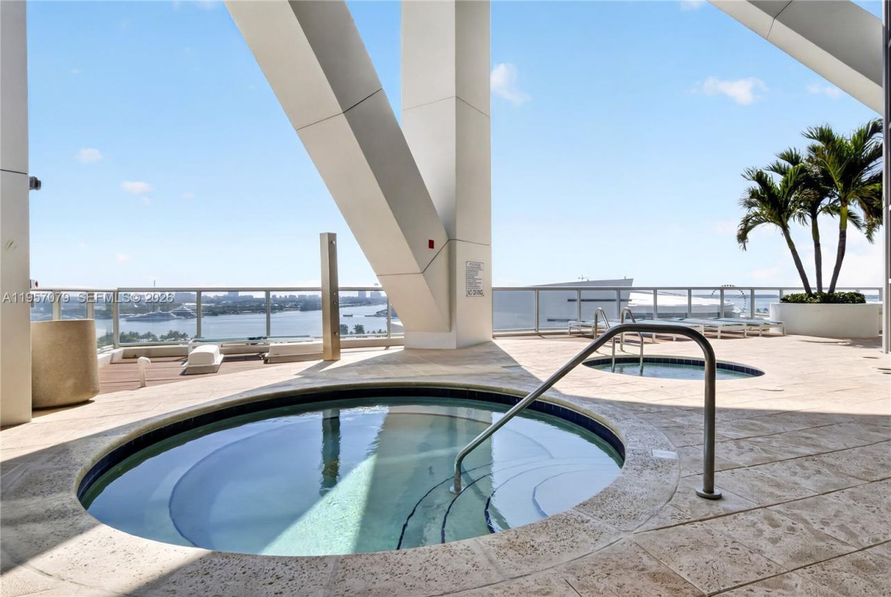 888 Biscayne Blvd, Unit 5508, Miami, FL 33132 Photo