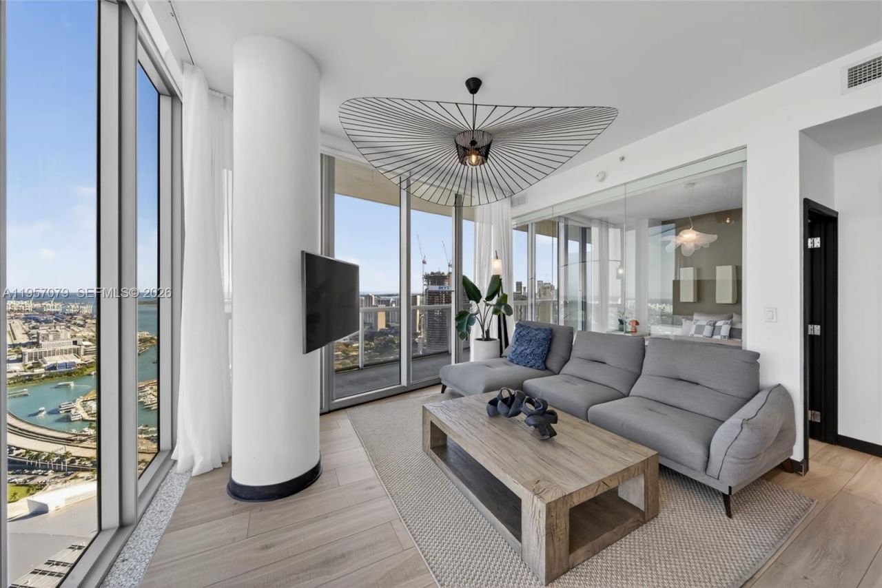 888 Biscayne Blvd, Unit 5508, Miami, FL 33132 Photo