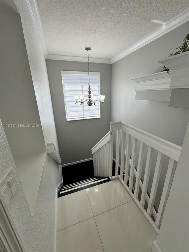 8330 NW 10th St, Unit 10I, Miami, FL 33126 Photo