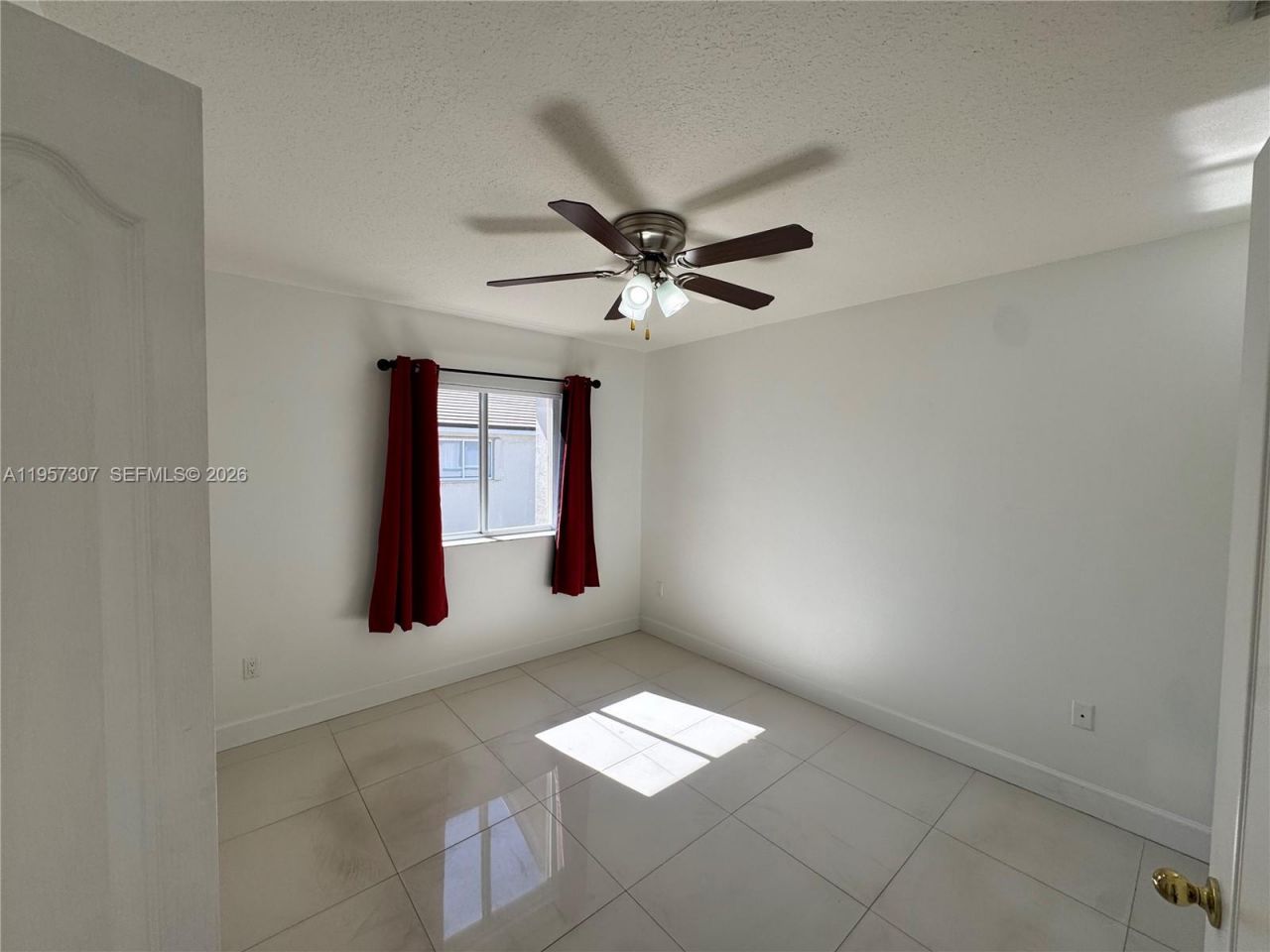 8330 NW 10th St, Unit 10I, Miami, FL 33126 Photo