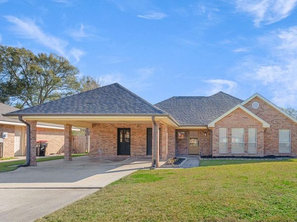 124 Chicory Lane, Lafayette, LA 70506