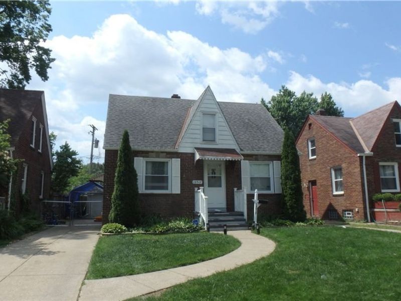 13517 Clifford Avenue, Cleveland, OH 44135 Photo 1