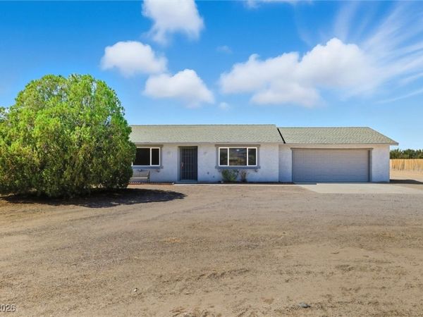 2710 S Rainbow Avenue, Pahrump, NV 89048