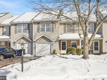 132 BARTLETT COURT, TELFORD, PA 18969