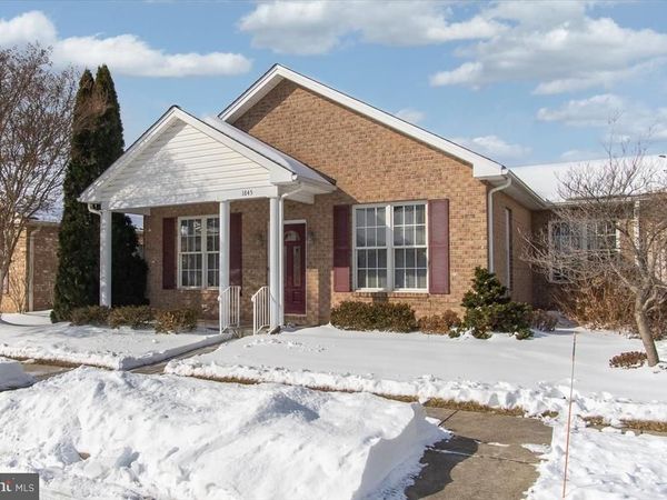 1845 MERIDIAN DRIVE, HAGERSTOWN, MD 21742
