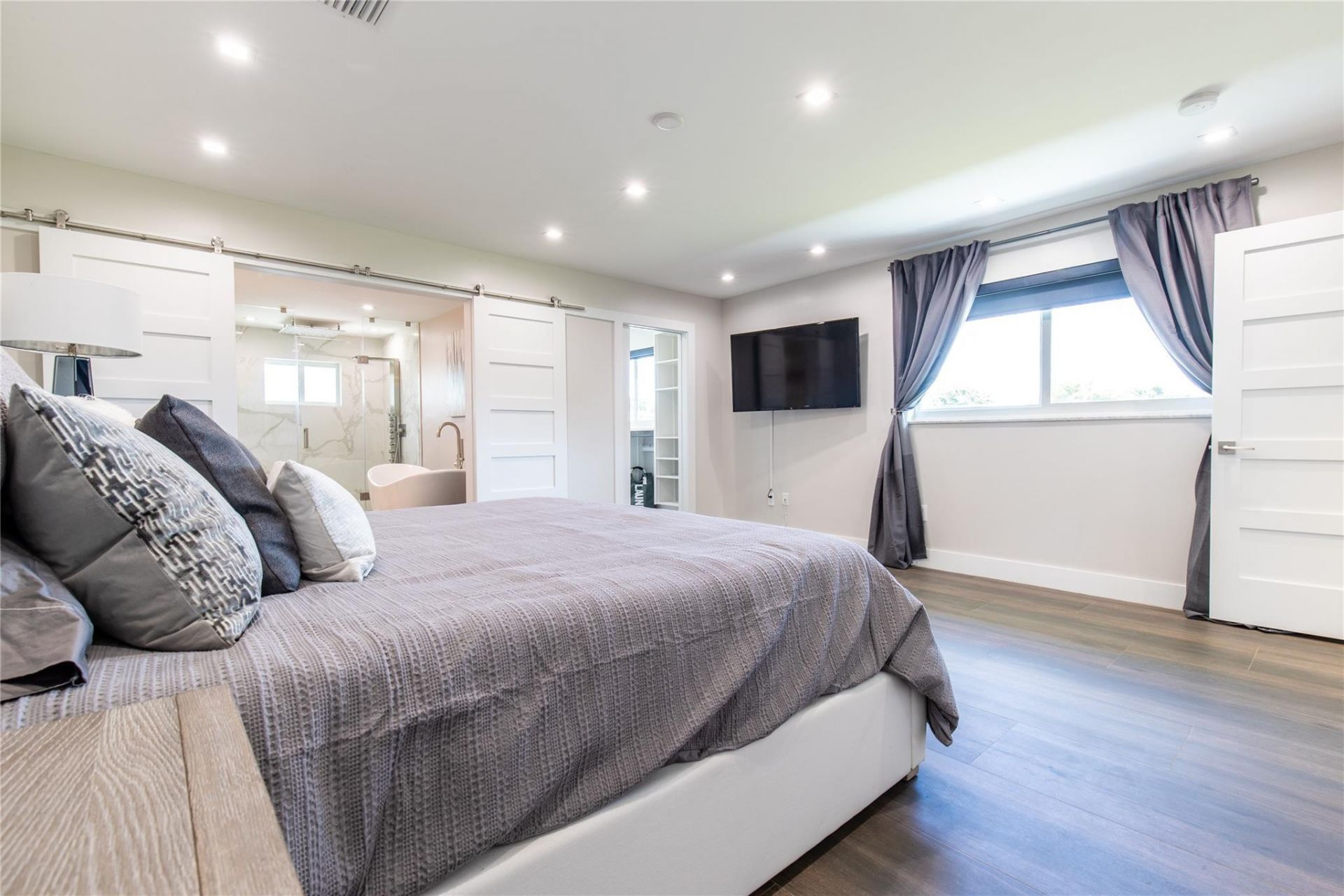 2275 SW 44th Street, Fort Lauderdale, FL 33312 Photo