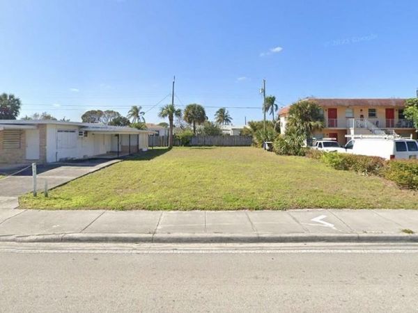 1413 N Federal Hwy, Lake Worth Beach, FL 33460