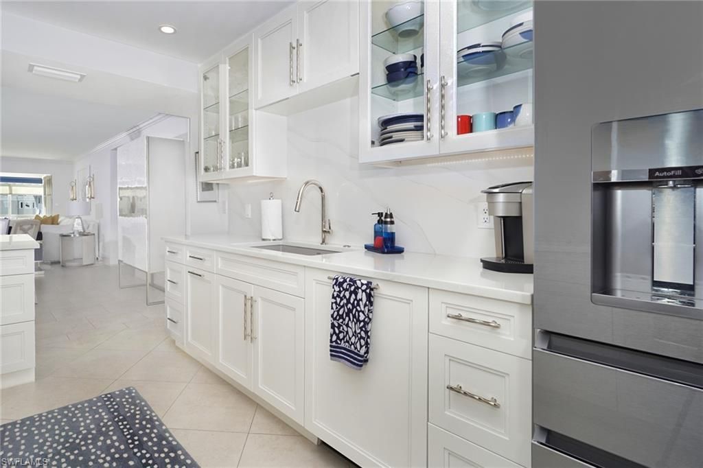 1900 Gulf Shore Blvd N, Unit 303, Naples, FL 34102 Photo