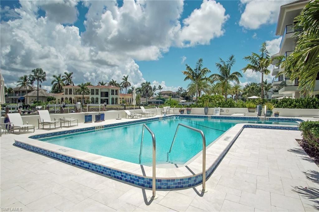 1900 Gulf Shore Blvd N, Unit 303, Naples, FL 34102 Photo