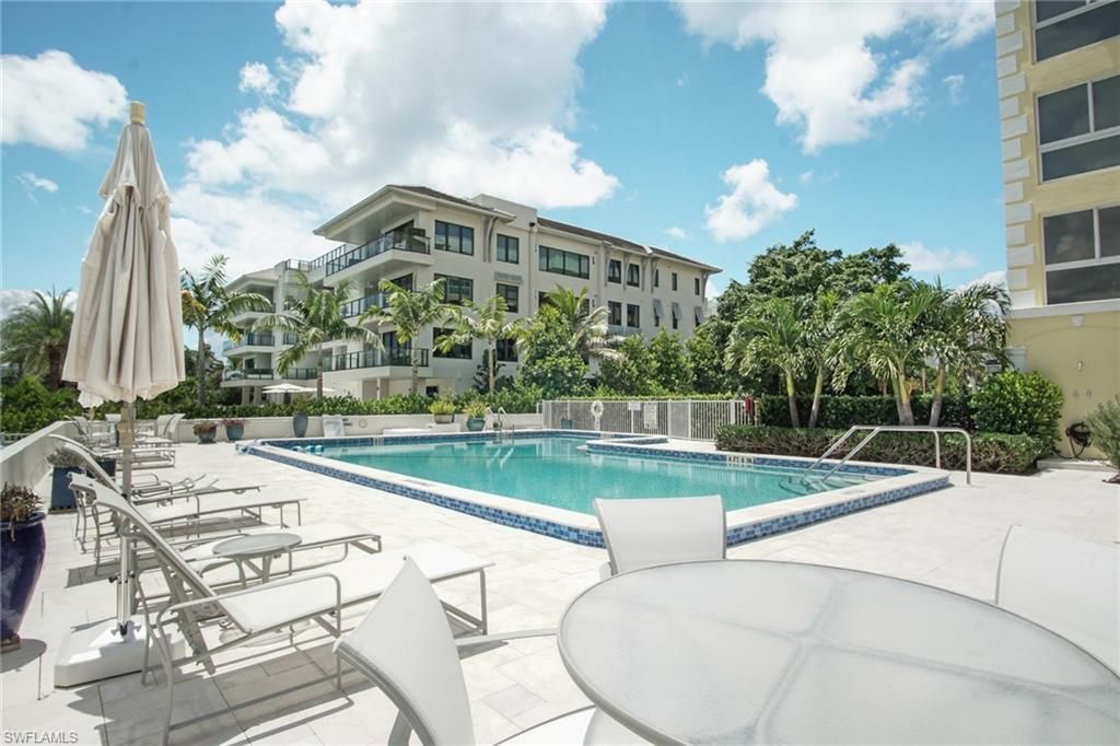 1900 Gulf Shore Blvd N, Unit 303, Naples, FL 34102 Photo