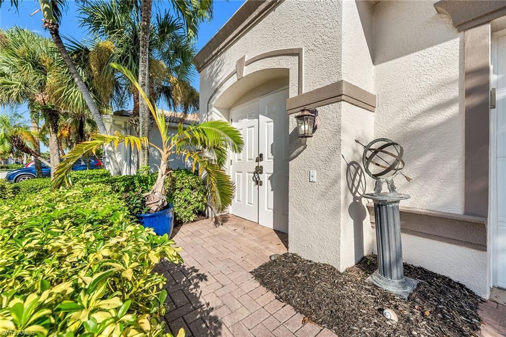 104 Glen Eagle Cir, Naples, FL 34104 Photo