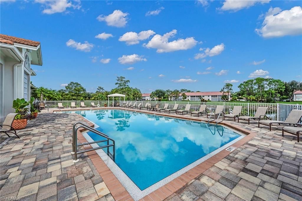 104 Glen Eagle Cir, Naples, FL 34104 Photo