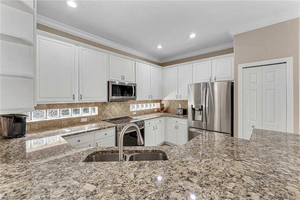 104 Glen Eagle Cir, Naples, FL 34104 Photo