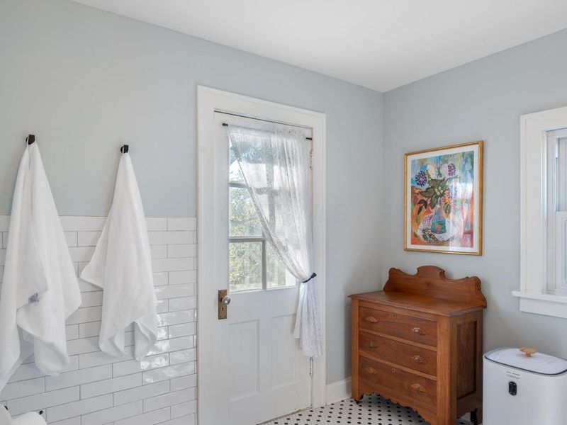 389 Wetmore Road, Columbus, OH 43214 Photo 27