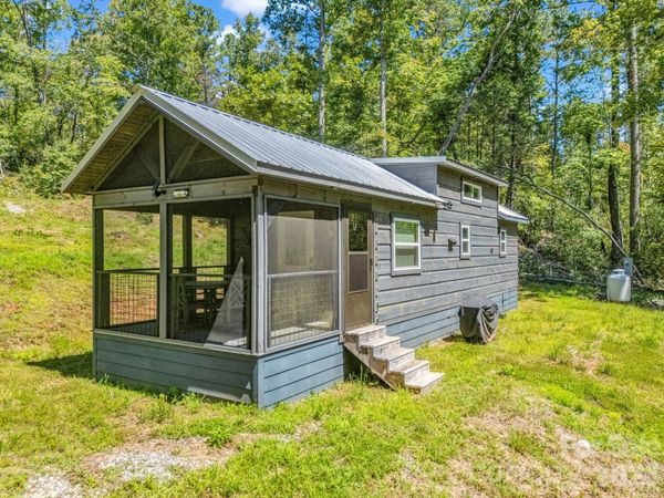 231 Wandering Bear Way , Lake Lure, NC 28746