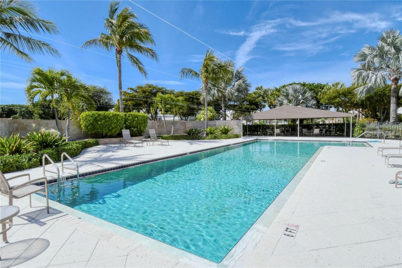 3530 Mistletoe Lane, Longboat Key, FL 34228 Photo