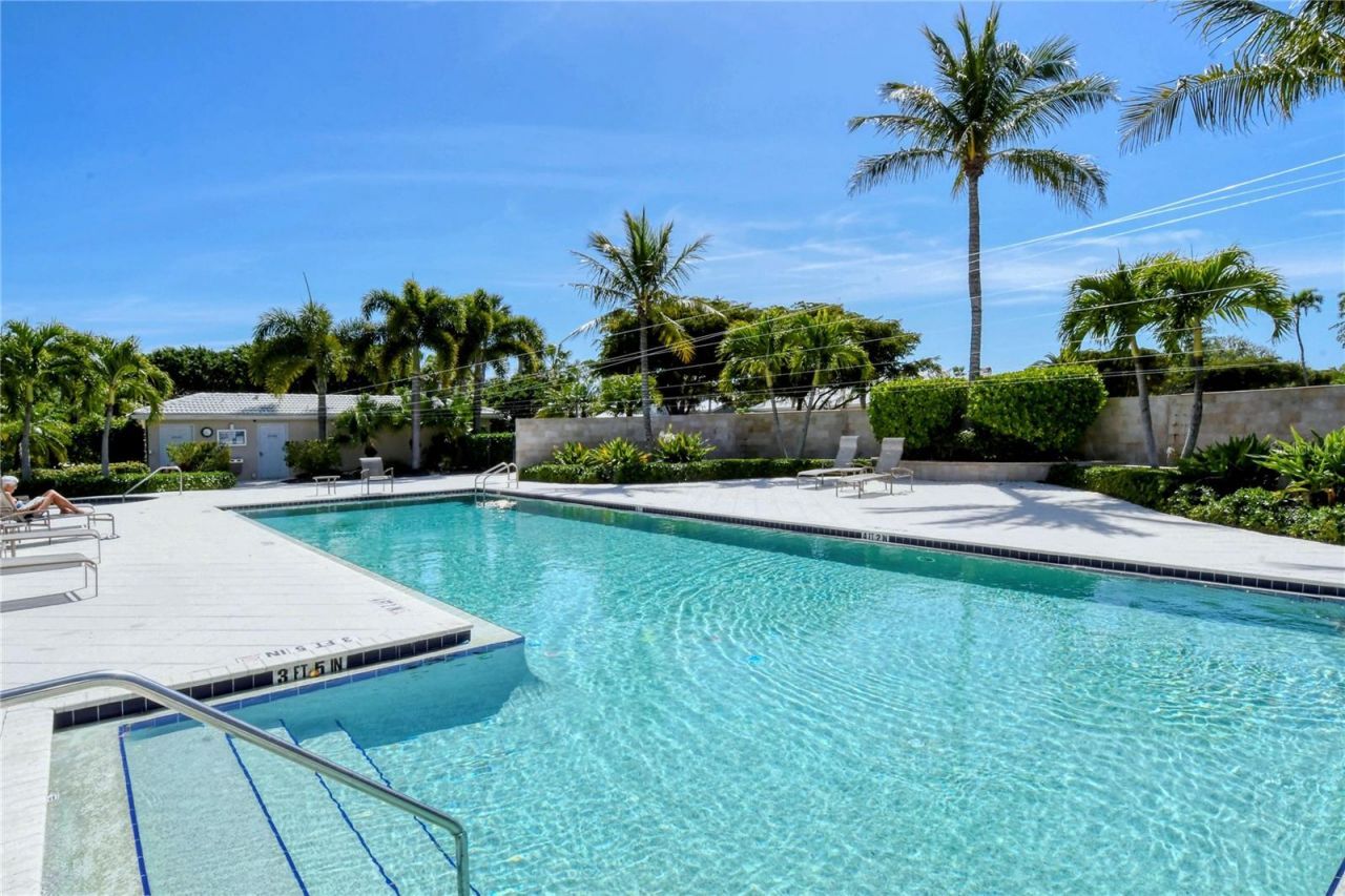 3530 Mistletoe Lane, Longboat Key, FL 34228 Photo