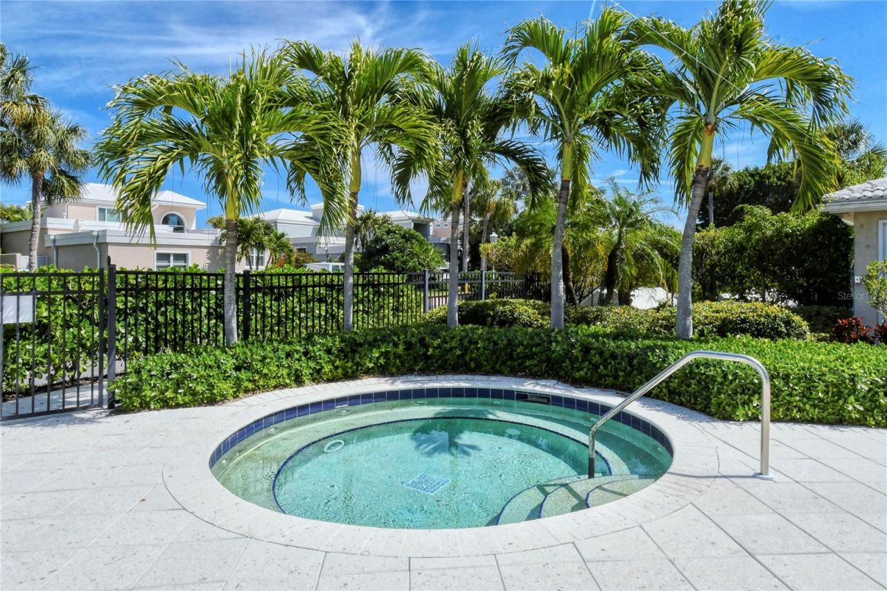 3530 Mistletoe Lane, Longboat Key, FL 34228 Photo