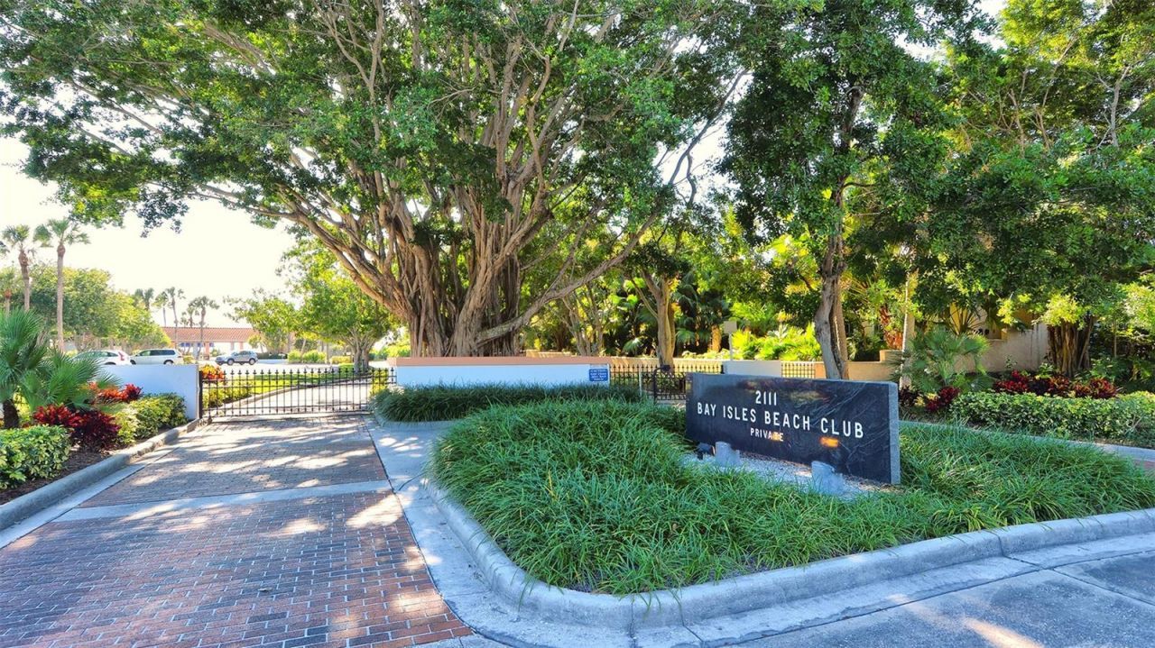 3530 Mistletoe Lane, Longboat Key, FL 34228 Photo