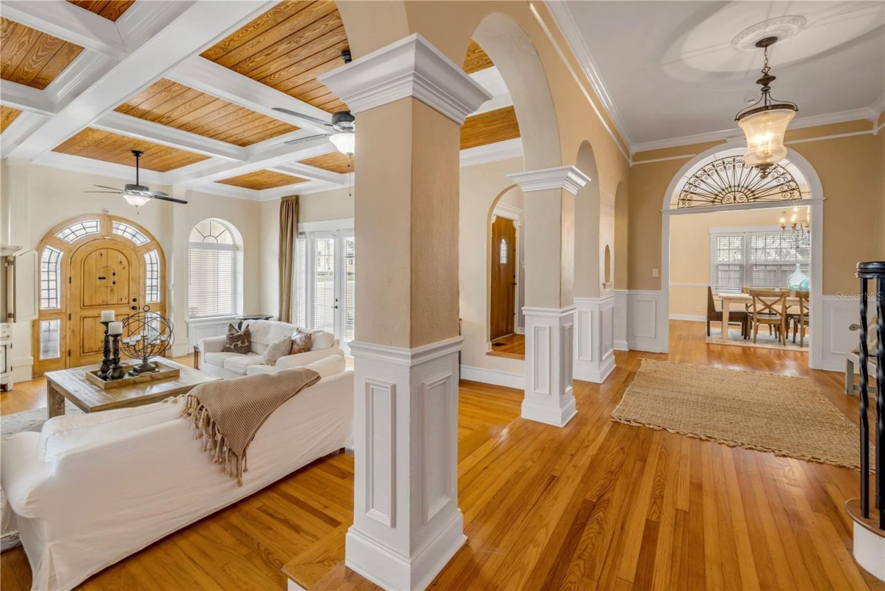 319 Wisteria Road, Daytona Beach, FL 32118 Photo