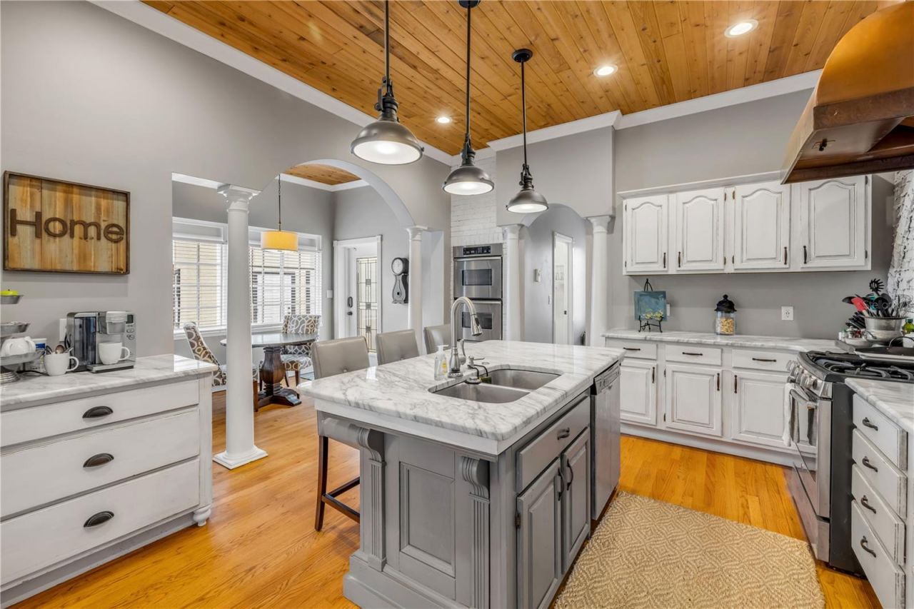 319 Wisteria Road, Daytona Beach, FL 32118 Photo