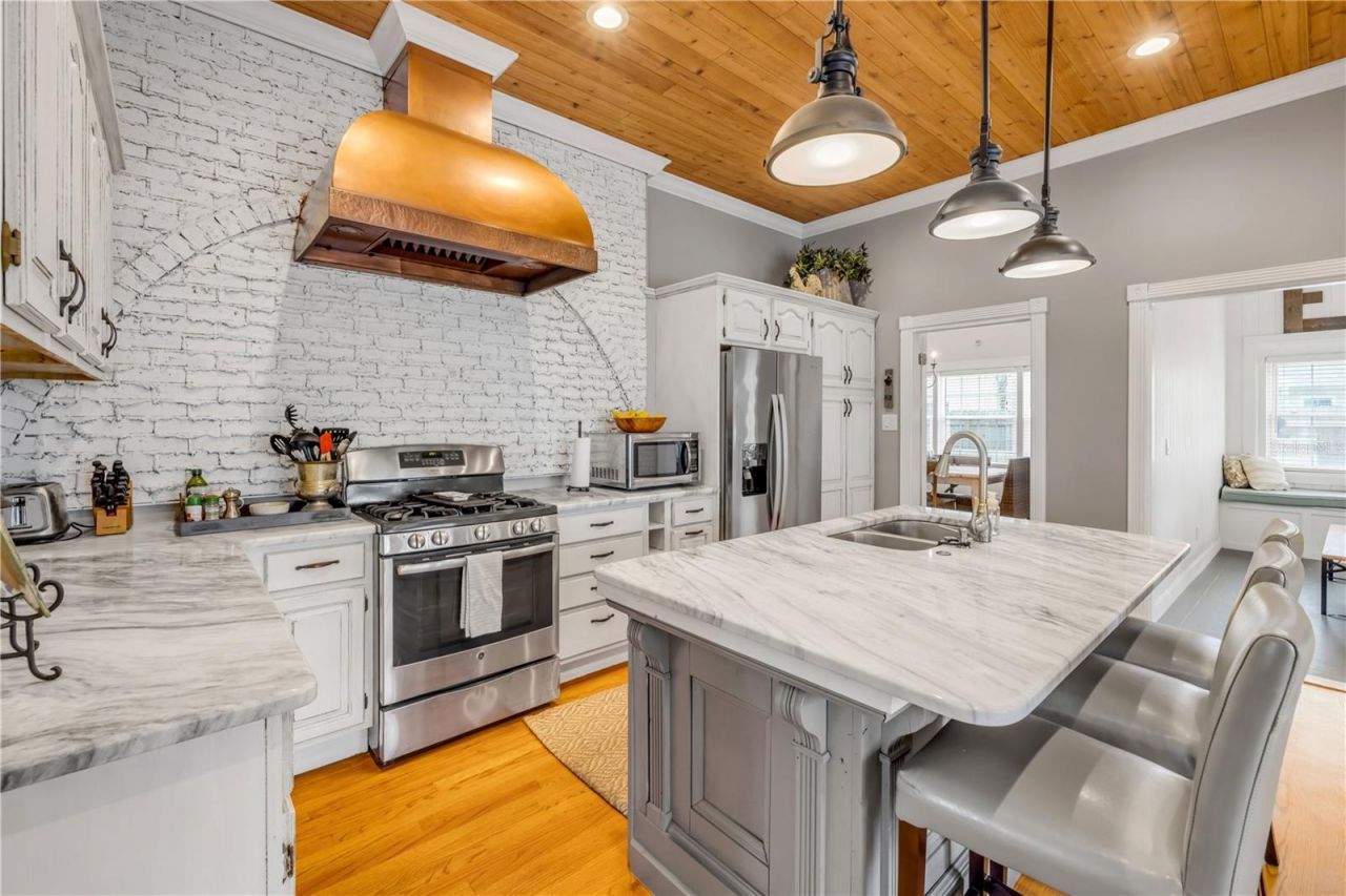 319 Wisteria Road, Daytona Beach, FL 32118 Photo