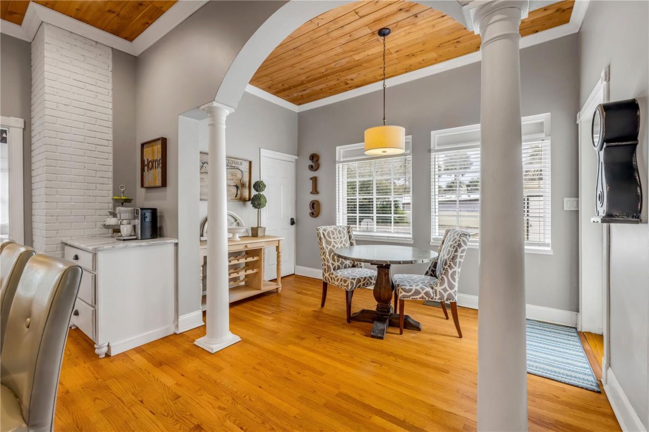 319 Wisteria Road, Daytona Beach, FL 32118 Photo