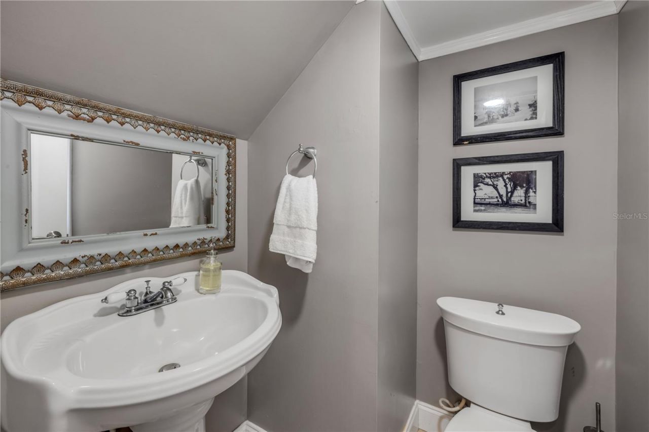 319 Wisteria Road, Daytona Beach, FL 32118 Photo