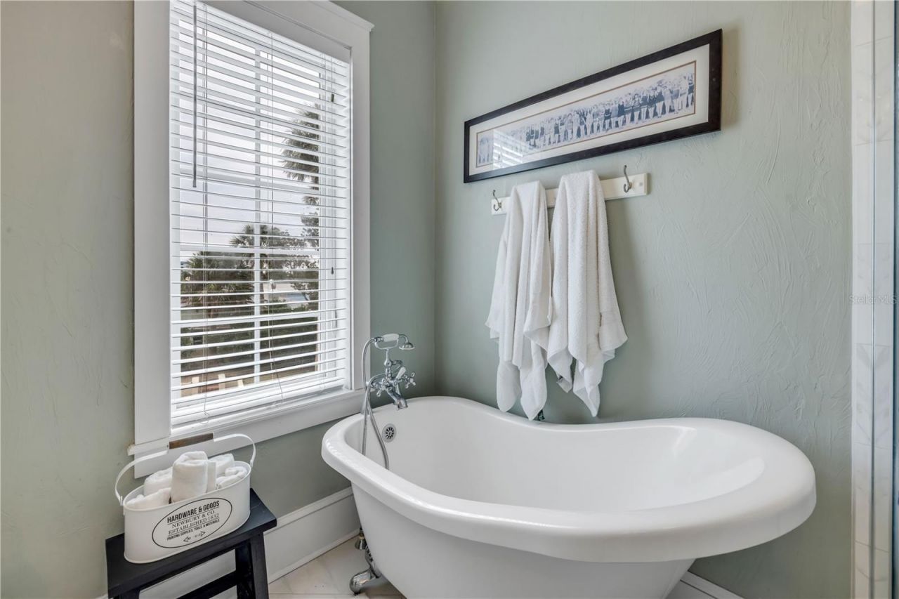 319 Wisteria Road, Daytona Beach, FL 32118 Photo