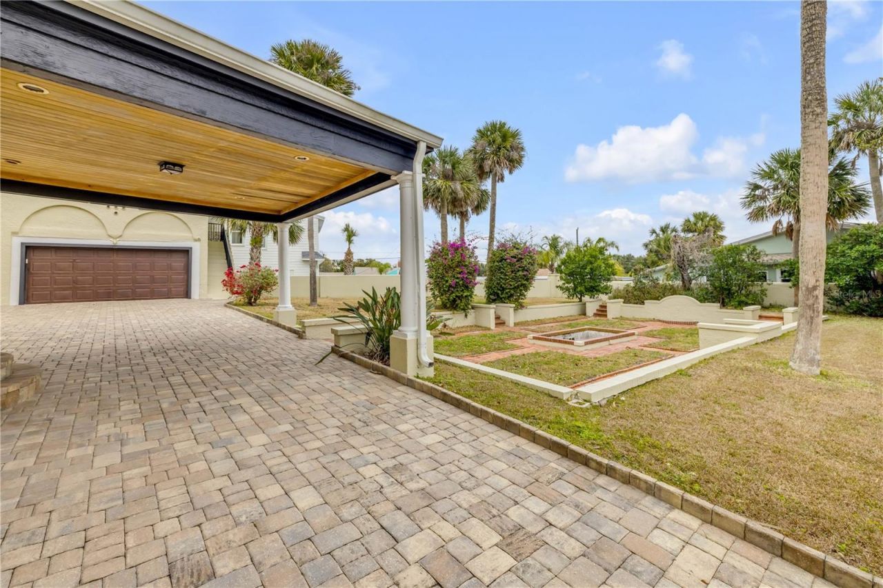 319 Wisteria Road, Daytona Beach, FL 32118 Photo