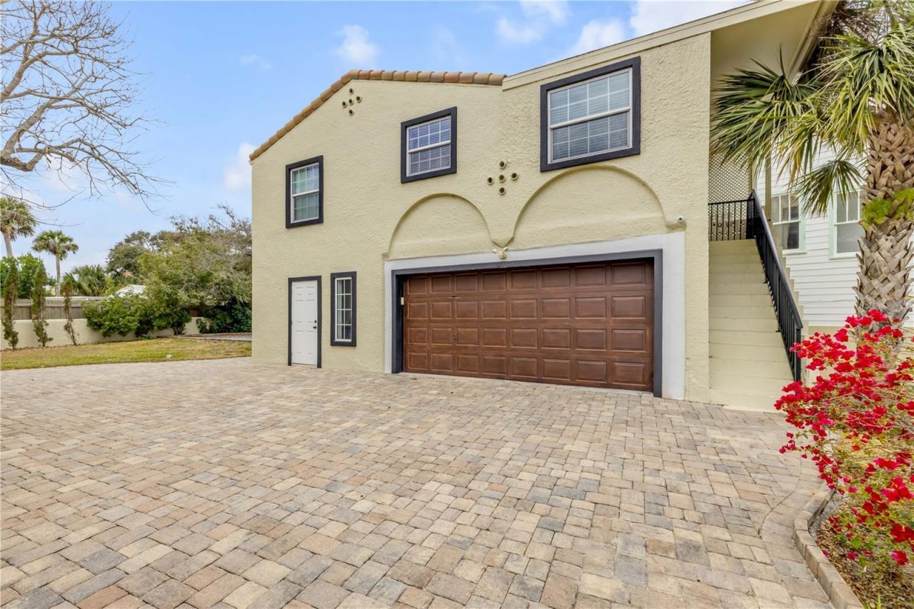 319 Wisteria Road, Daytona Beach, FL 32118 Photo
