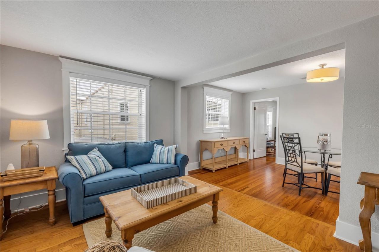 319 Wisteria Road, Daytona Beach, FL 32118 Photo