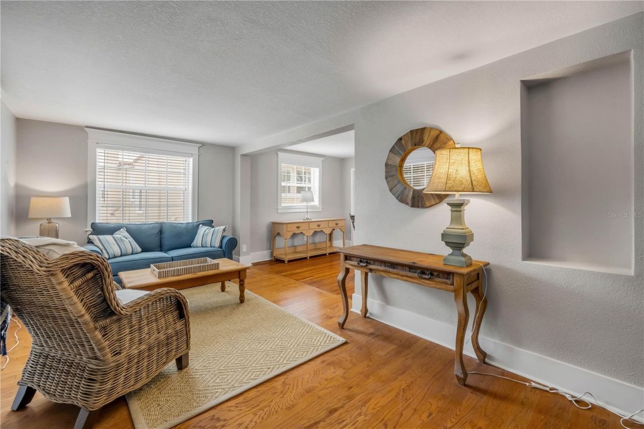 319 Wisteria Road, Daytona Beach, FL 32118 Photo