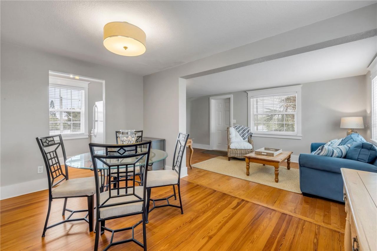 319 Wisteria Road, Daytona Beach, FL 32118 Photo