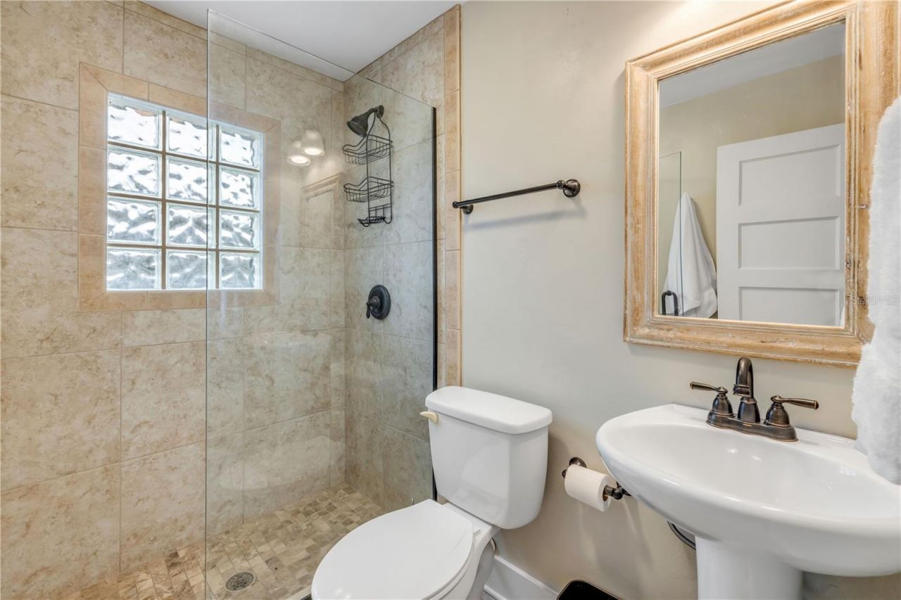 319 Wisteria Road, Daytona Beach, FL 32118 Photo