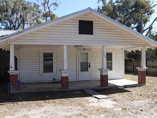 119 NE 1ST STREET, WILLISTON, FL 32696