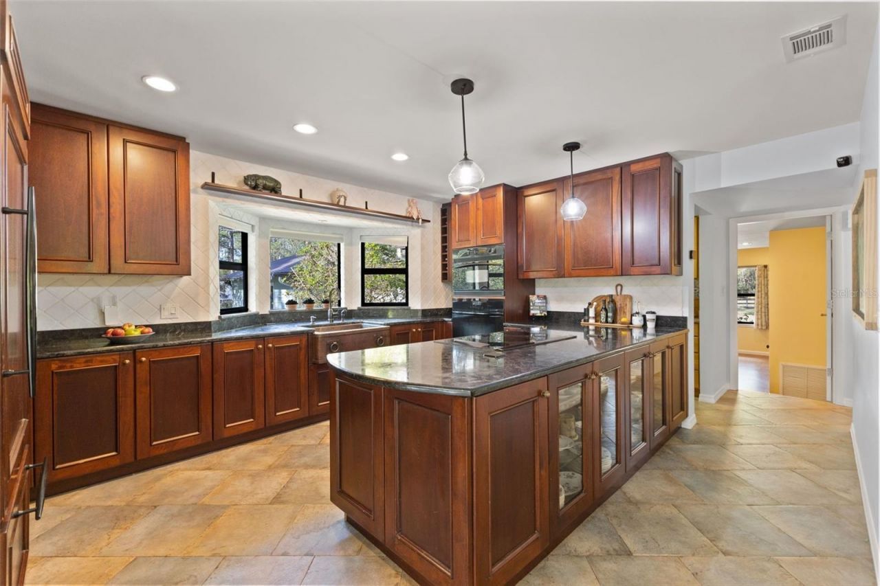 6950 El Dorado Drive, Sarasota, FL 34240 Photo