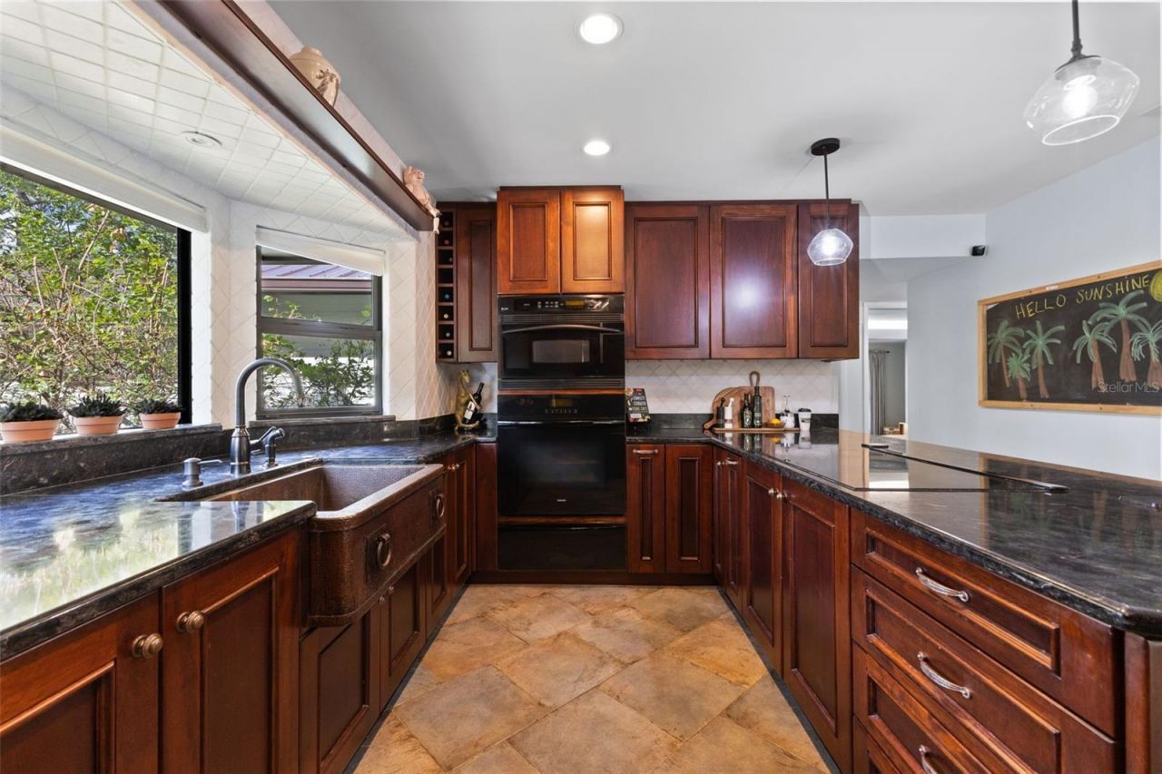 6950 El Dorado Drive, Sarasota, FL 34240 Photo