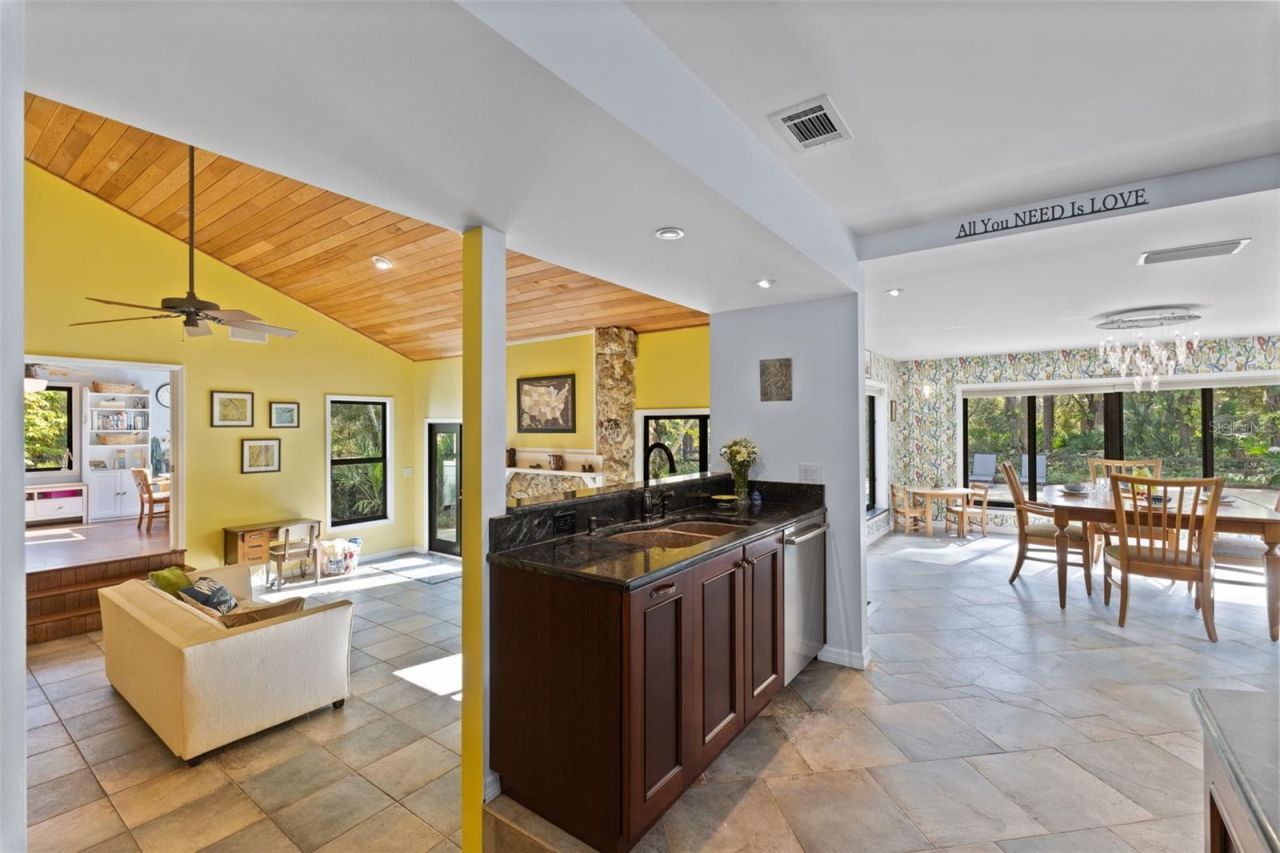6950 El Dorado Drive, Sarasota, FL 34240 Photo