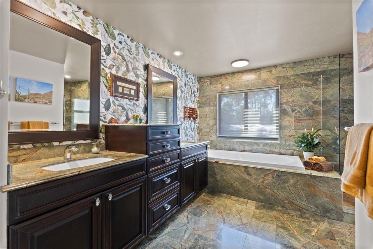 6950 El Dorado Drive, Sarasota, FL 34240 Photo