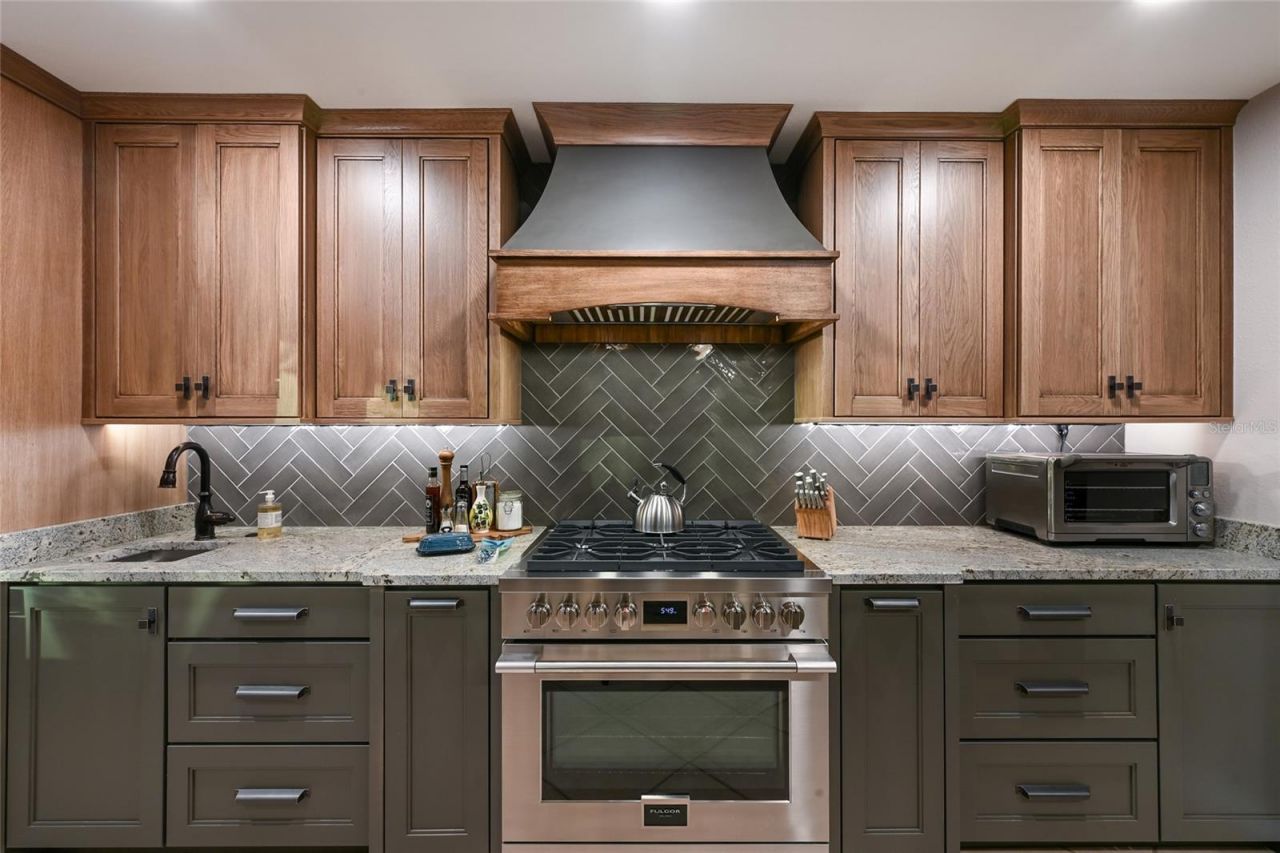 312 64th Street Court Nw, Bradenton, FL 34209 Photo