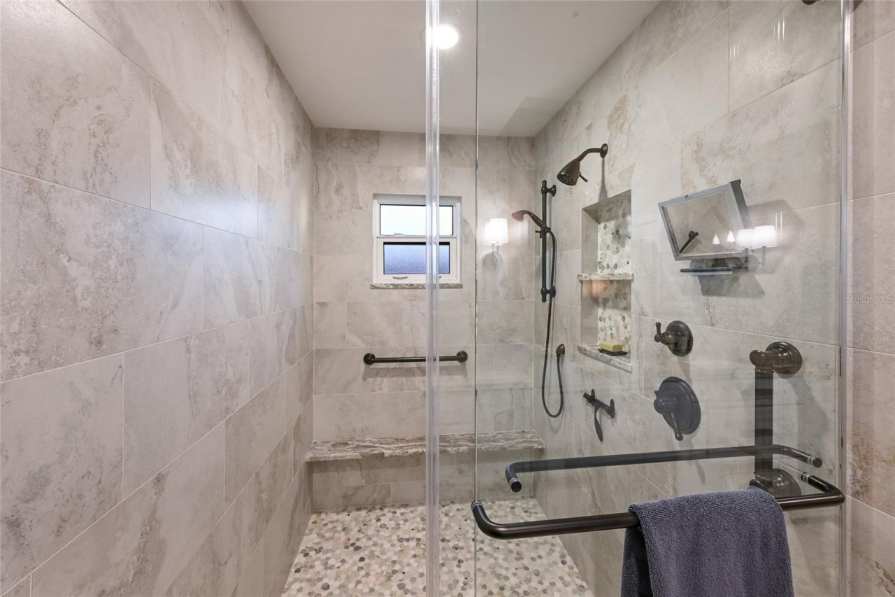 312 64th Street Court Nw, Bradenton, FL 34209 Photo