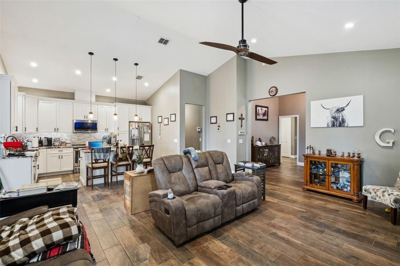 160 Lush Lane, Deltona, FL 32738 Photo