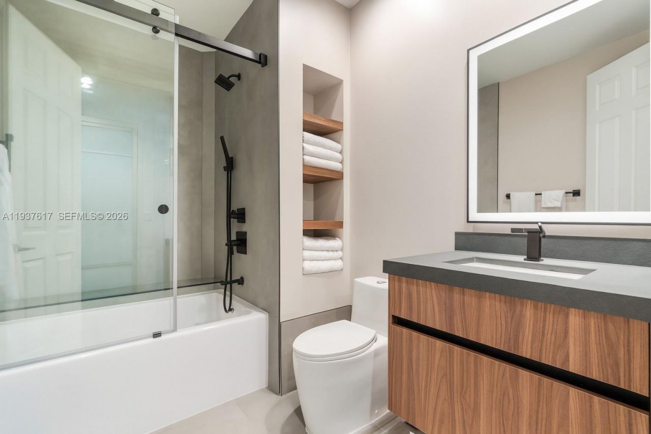 11032 Pine Lodge Trl, Davie, FL 33328 Photo