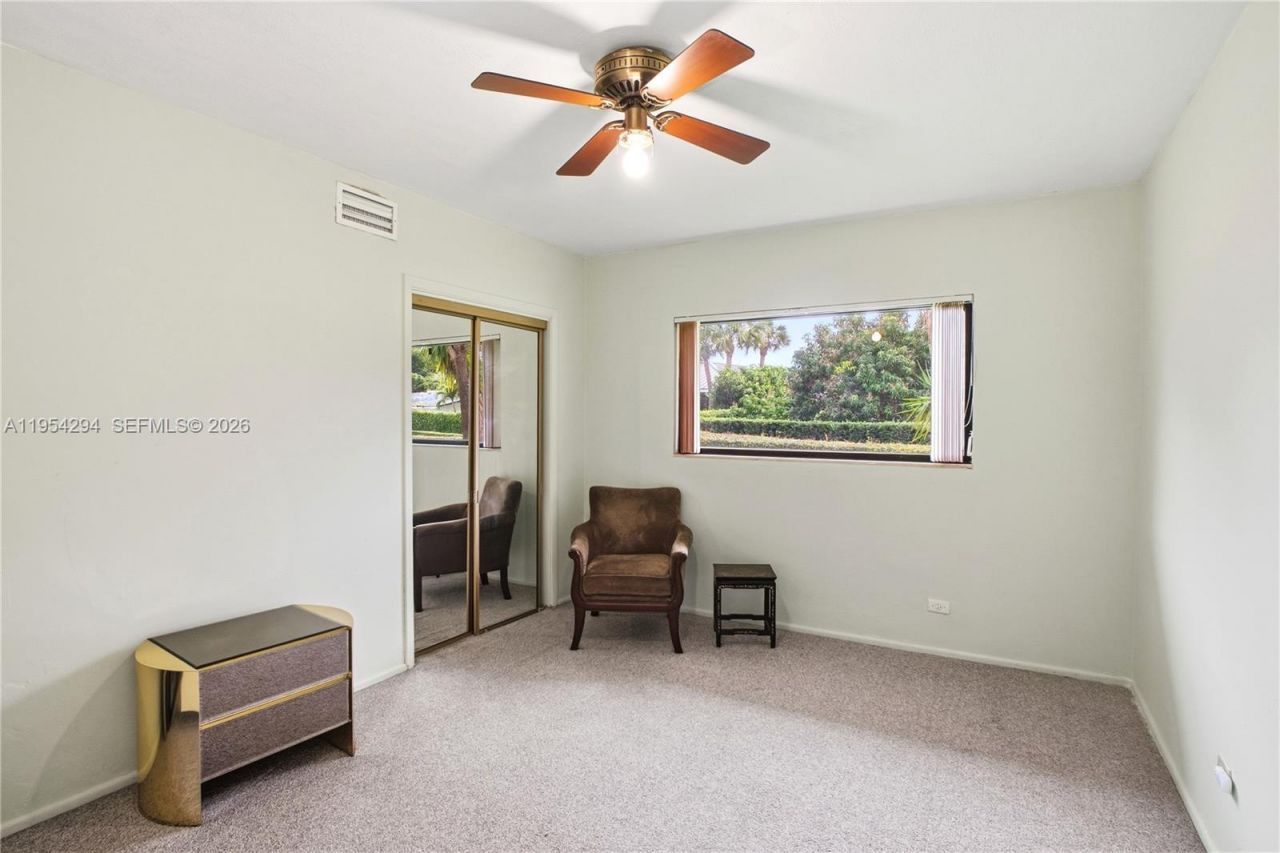 11505 N Bayshore Dr, North Miami, FL 33181 Photo